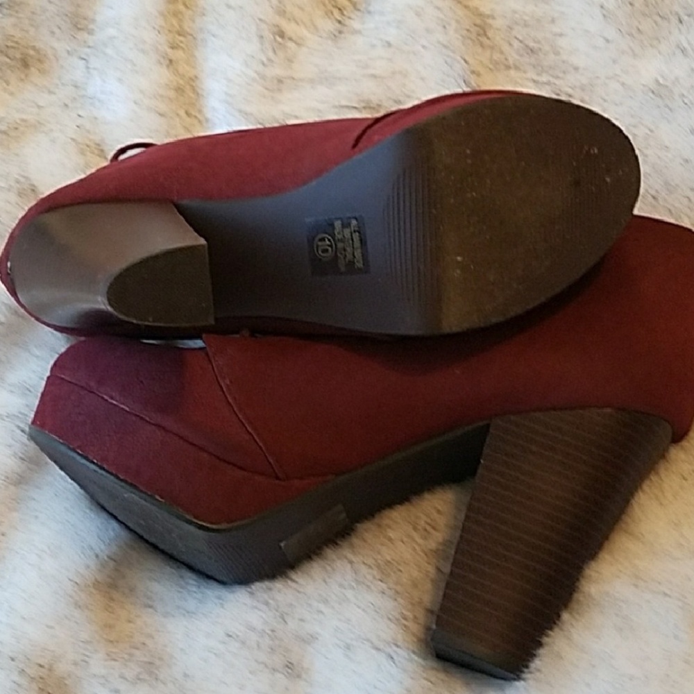 Burgundy Booties - Picture 4 of 5